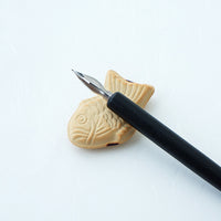Taiyaki ceramic chopstick rest with a dip pen
