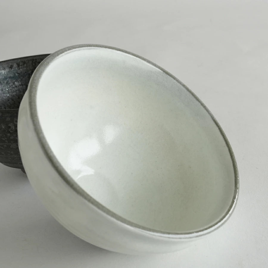 SALIU Tanzangama Kohiki Matcha Bowl (White)